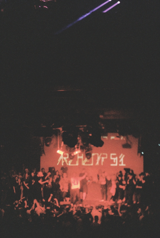 33 Smack A51 Skončila Show Roxy Archetyp